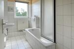 Etagenwohnung Möllenhagen - 1 Zimmer, 33 m&sup2;, 196&euro; | Angebot:24749003
