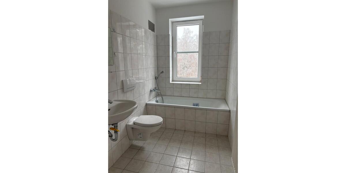 Etagenwohnung Neubrandenburg Datzeberg - 2 Zimmer, 45 m&sup2;, 300&euro; | Angebot:24618267