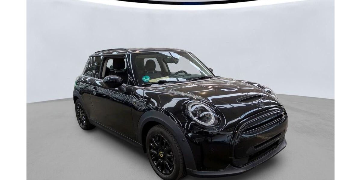Mini Cooper SE 33.000 km 20.990 &euro; Neubrandenburg 17036