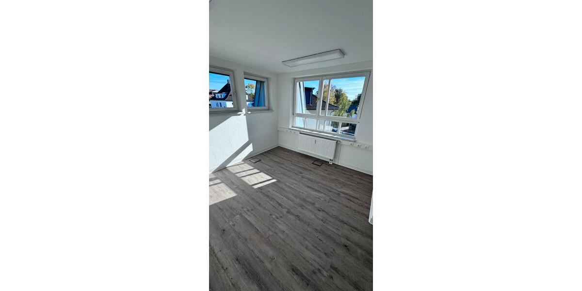 Gewerbeobjekt Neubrandenburg - 1.955&euro; | Angebot:23728740