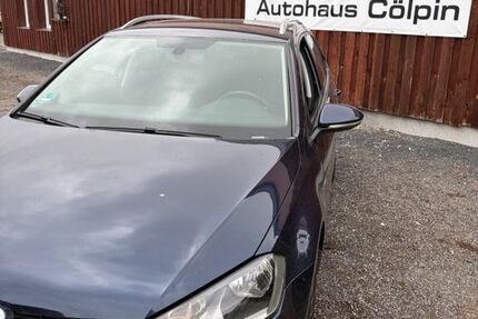 VW Golf 216.000 km 5.400 &euro; Cölpin 17094