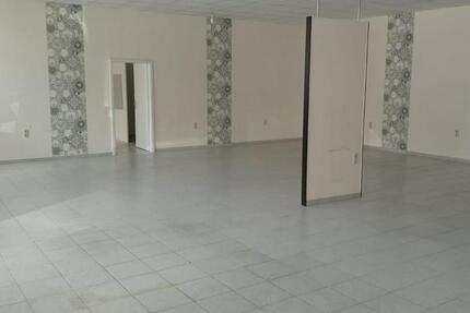 Gewerbeobjekt Neubrandenburg Carlshöhe - 1.500&euro; | Angebot:22220965