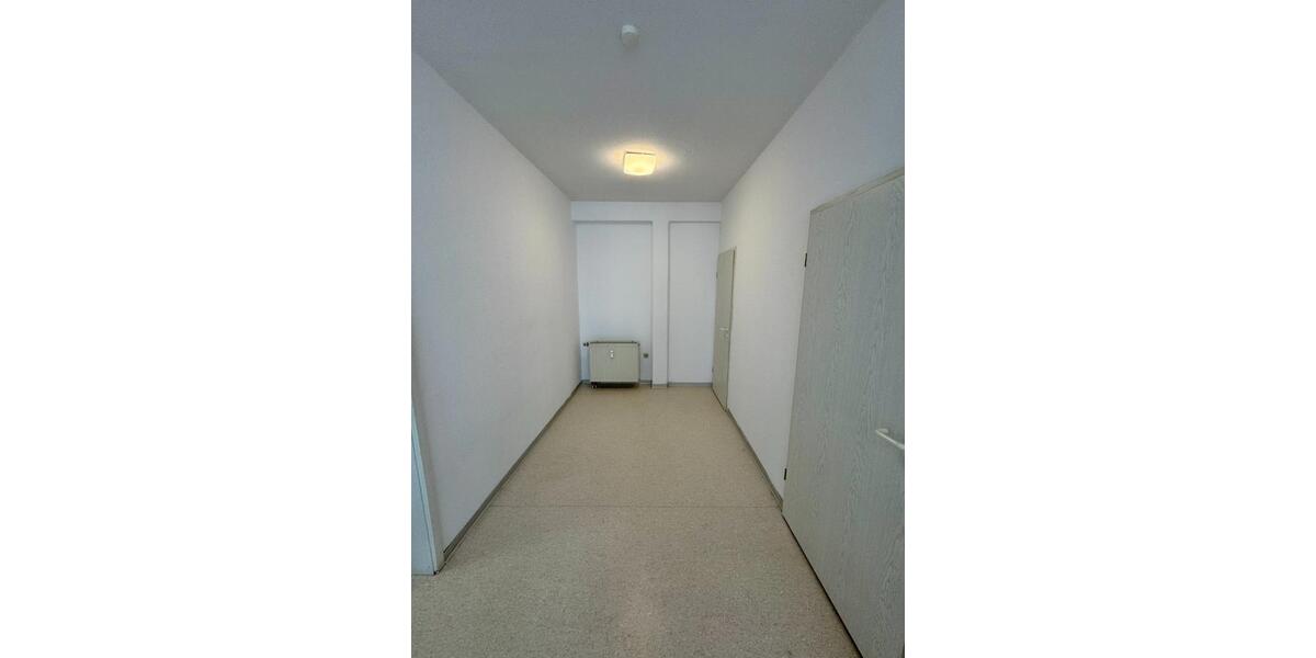 Etagenwohnung Neustrelitz - 1 Zimmer, 45 m&sup2;, 360&euro; | Angebot:25591917