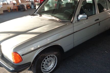 Mercedes-Benz E 300 300.000 km 5.995 &euro; Neubrandenburg OT Küssow 17036