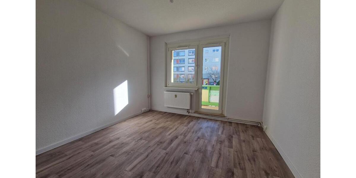 Etagenwohnung Neubrandenburg Datzeberg - 2 Zimmer, 41 m&sup2;, 282&euro; | Angebot:25342947