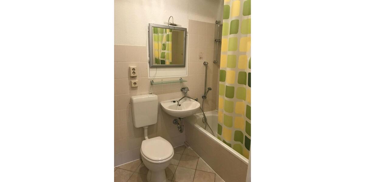 Etagenwohnung Neubrandenburg - 2 Zimmer, 57 m&sup2;, 310&euro; | Angebot:22078788