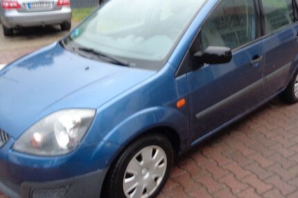 Ford Fiesta 140.000 km 1.995 &euro; Neubrandenburg OT Küssow 17036