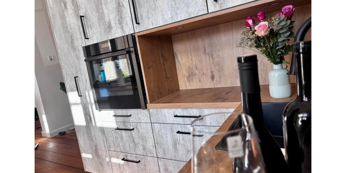 Erdgeschoßwohnung Neustrelitz - 5 Zimmer, 139 m&sup2;, 1.390&euro; | Angebot:25539781