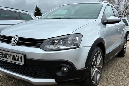 VW Polo 73.251 km 8.990 &euro; Möllenhagen 17219