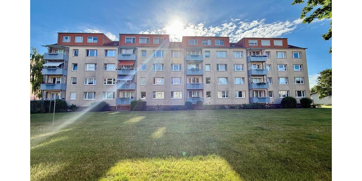 HORN IMMOBILIEN++ Neubrandenburg, renovierte 3-Raum Eigentumswohnung mit Balkon -bezugsfrei- - Etagenwohnung Neubrandenburg Datzeberg | Angebot:27003357