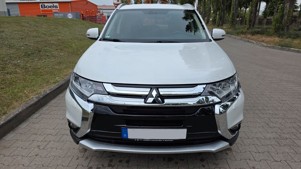 Mitsubishi Outlander 172.700 km 11.900 &euro; Neubrandenburg 17036