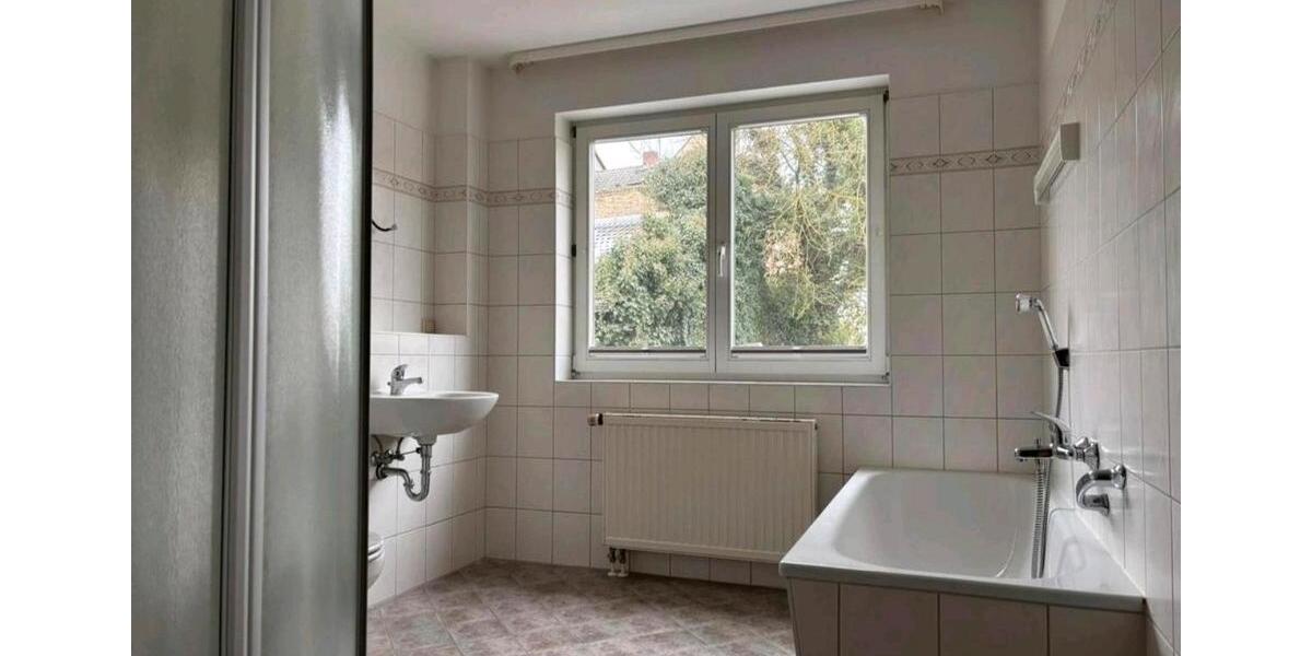 Etagenwohnung Friedland - 3 Zimmer, 83 m&sup2;, 555&euro; | Angebot:25959210