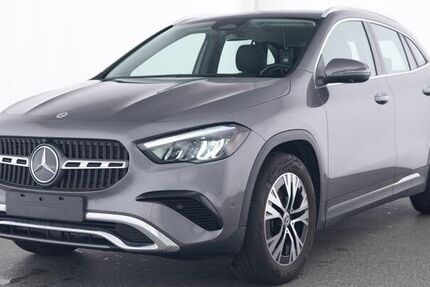 Mercedes-Benz GLA 180 17.775 km 40.490 &euro; Neubrandenburg 17033