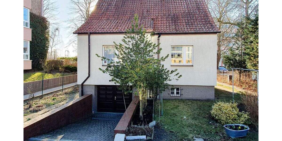 Einfamilienhaus mit Garage - nur wenige Gehminuten zum Tollensesee und ins Stadtzentrum - Einfamilienhaus Neubrandenburg Südstadt | Angebot:26084268