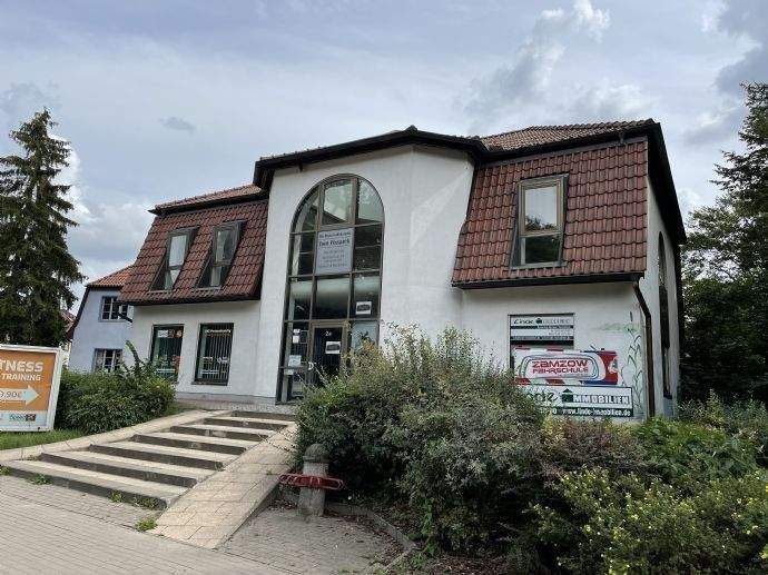 Gewerbeobjekt Neubrandenburg Katharinenviertel - 2 Zimmer, 56 m&sup2;, 300&euro; | Angebot:25683215