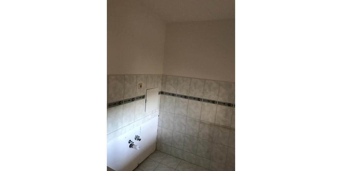 Etagenwohnung Neubrandenburg - 3 Zimmer, 62 m&sup2;, 320&euro; | Angebot:15430278