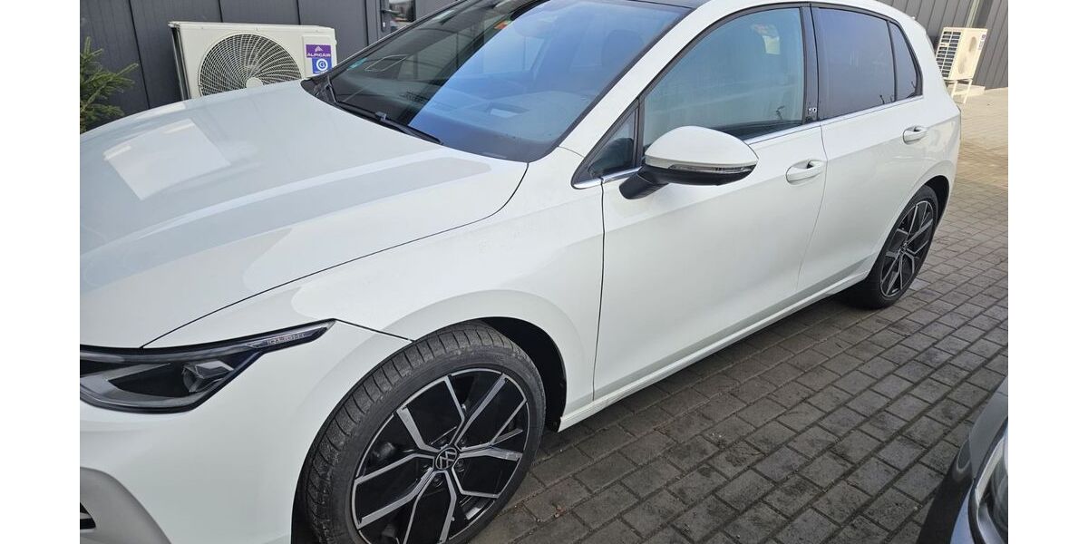 VW Golf 15.347 km 27.300 &euro; Burg Stargard 17094