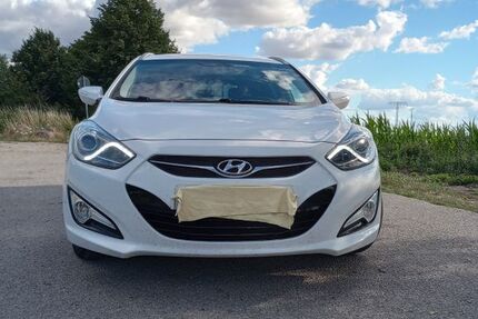 Hyundai i40 170.000 km 3.999 &euro; Altentreptow 17087