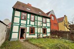 HORN IMMOBILIEN++ Friedland, historisches Stadthaus mit 6 Zimmern, Kaminöfen, 2 Bädern und Garage - Einfamilienhaus Friedland | Angebot:26181375