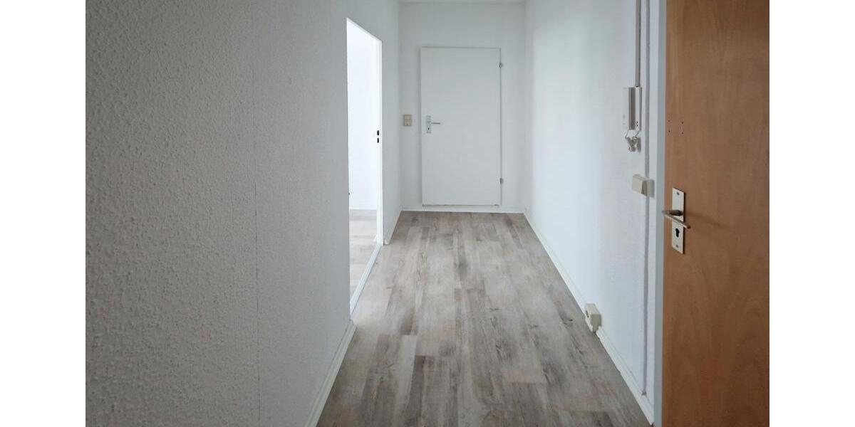 Etagenwohnung Neubrandenburg Datzeberg - 1 Zimmer, 32 m&sup2;, 210&euro; | Angebot:26664589