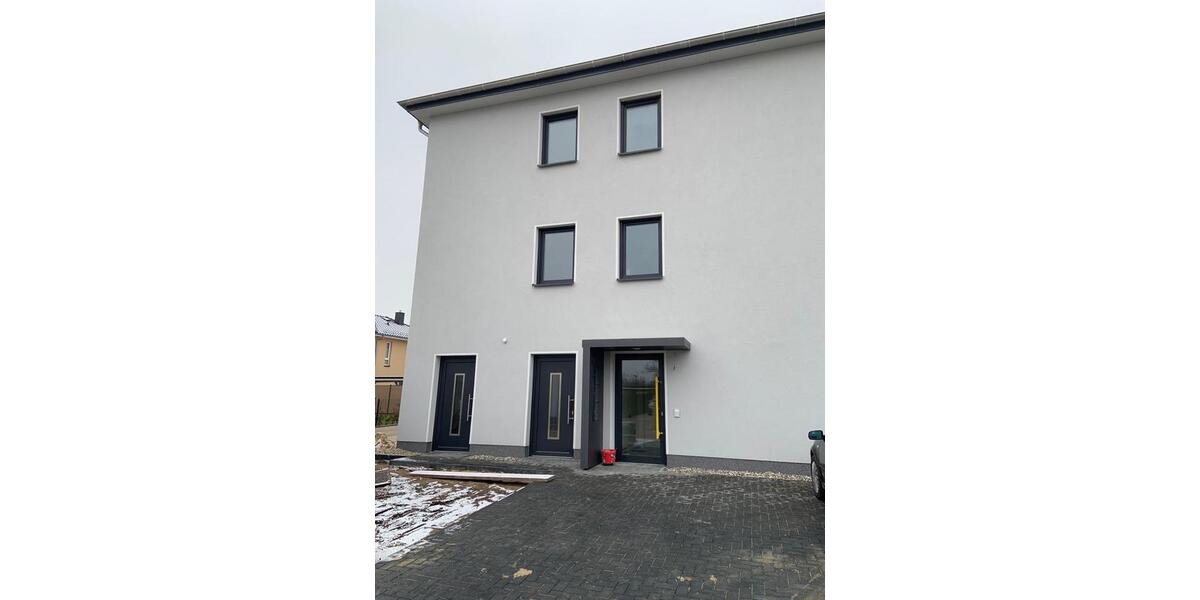 Etagenwohnung Neubrandenburg - 4 Zimmer, 116 m&sup2;, 1.334&euro; | Angebot:26698369
