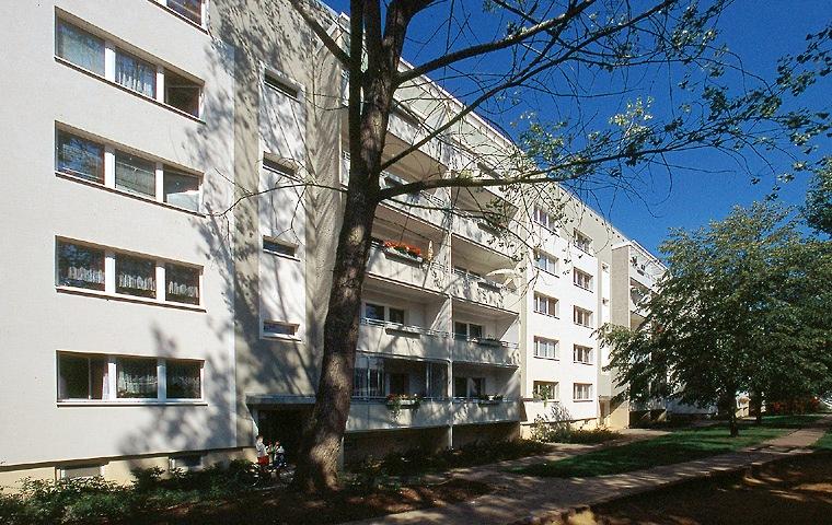 Etagenwohnung Neubrandenburg Carlshöhe - 4 Zimmer, 75 m&sup2;, 500&euro; | Angebot:26496687
