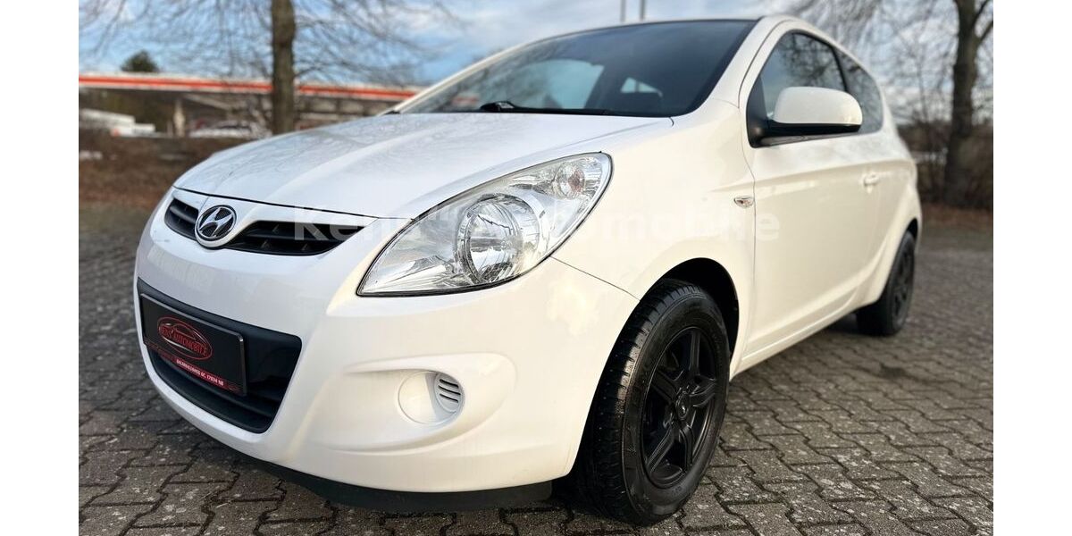 Hyundai i20 126.969 km 3.349 &euro; Neubrandenburg 17034