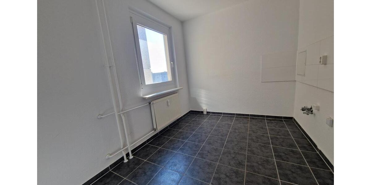 Etagenwohnung Neubrandenburg - 3 Zimmer, 66 m&sup2;, 413&euro; | Angebot:25999807