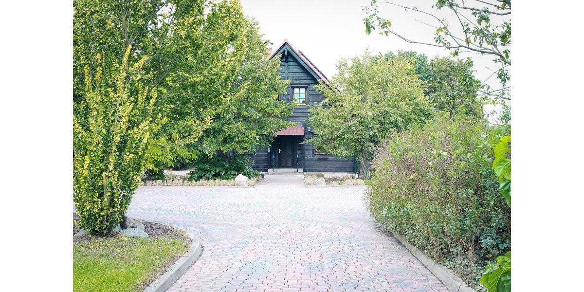 Provisionsfrei* Blockbohlenhaus mit Solaranlage & großem Grundstück - Wohnen im Naturparadies von Rühlow (Sponholz) - Einfamilienhaus Rühlow Rühlow | Angebot:26256230