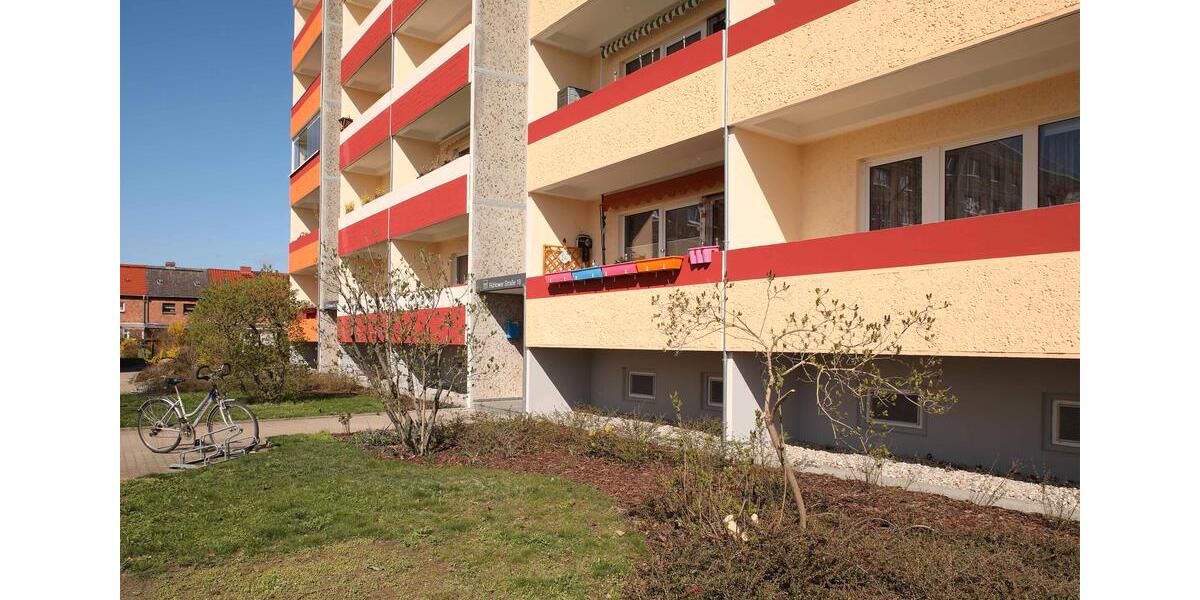 Etagenwohnung Neubrandenburg Datzeberg - 3 Zimmer, 63 m&sup2;, 314&euro; | Angebot:26664590