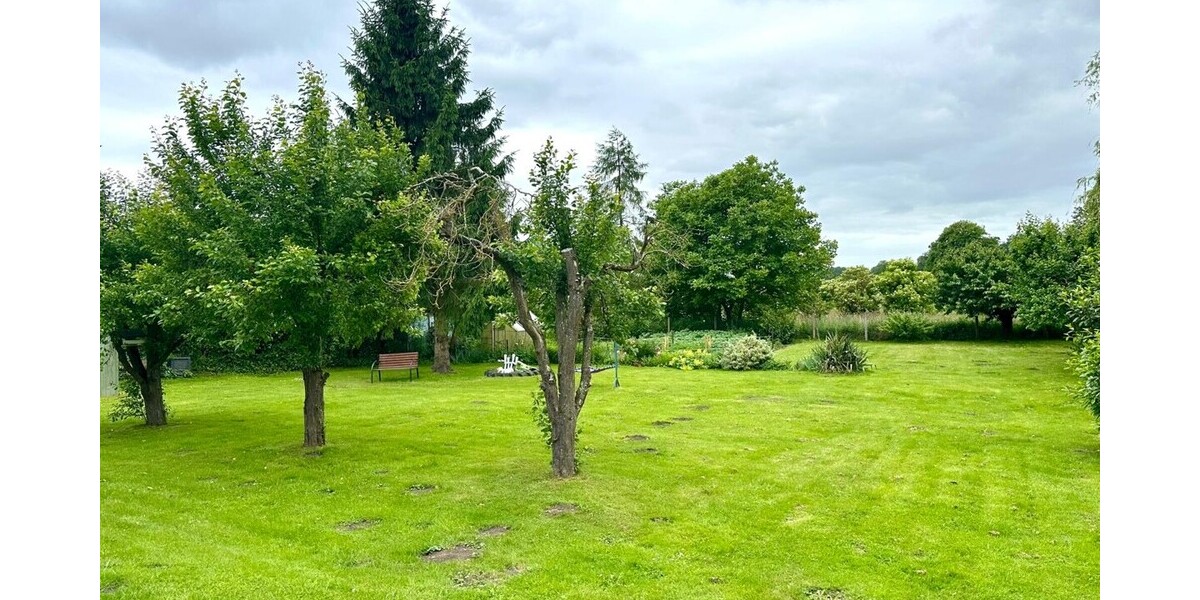 HORN IMMOBILIEN ++ charmantes Zweifamilienhaus in Klein Helle, nur 15 min bis Neubrandenburg - Zweifamilienhaus Klein Helle Klein Helle | Angebot:27443035