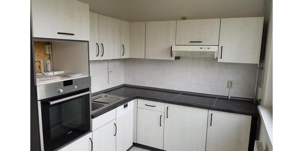 Etagenwohnung Neubrandenburg Datzeberg - 3 Zimmer, 69 m&sup2;, 330&euro; | Angebot:23484282