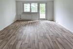 Etagenwohnung Neubrandenburg Carlshöhe - 4 Zimmer, 78 m&sup2;, 457&euro; | Angebot:25750669