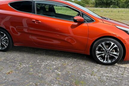 Kia ceed / Ceed 151.589 km 6.850 &euro; Friedland 17098