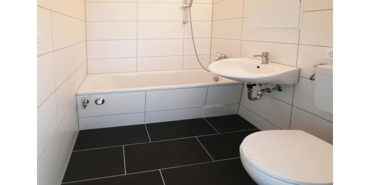 Etagenwohnung Neubrandenburg Datzeberg - 1 Zimmer, 32 m&sup2;, 208&euro; | Angebot:26676794