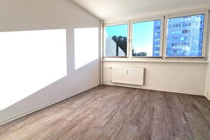 Wohnung Neubrandenburg - 1 Zimmer, 24 m&sup2;, 266&euro; | Angebot:24713263