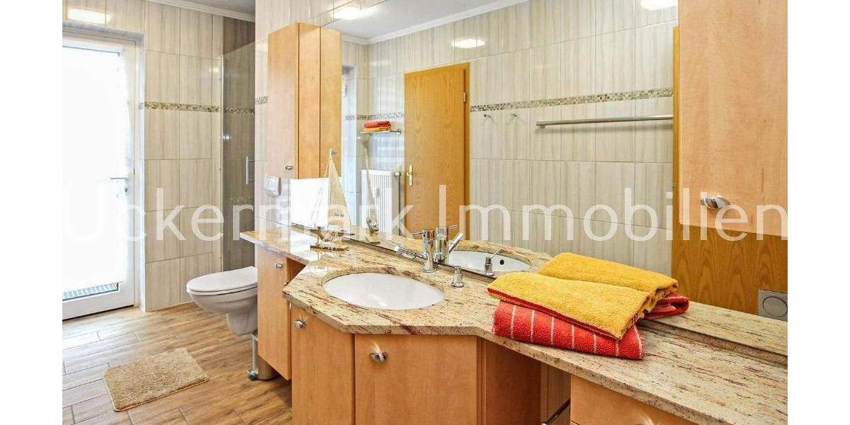 Mehrfamilienhaus, Wohnhaus Neustrelitz - 6 Zimmer, 152 m&sup2;, 699.000&euro; | Angebot:25851551