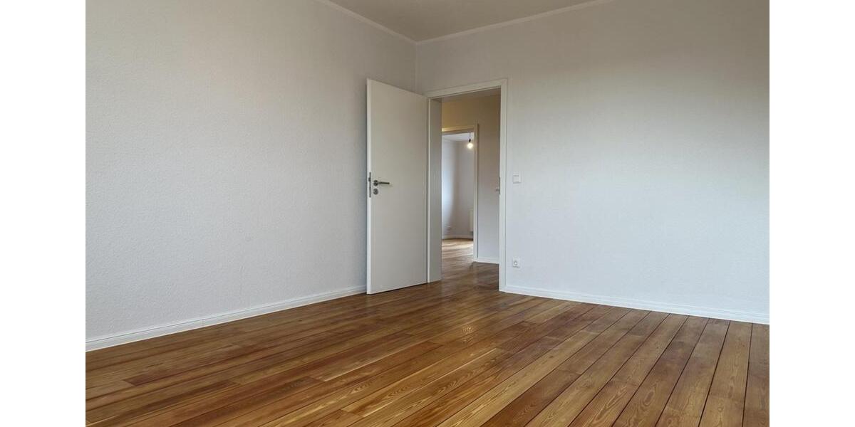 Dachgeschoßwohnung Neubrandenburg - 3 Zimmer, 85 m&sup2;, 1.225&euro; | Angebot:25943906