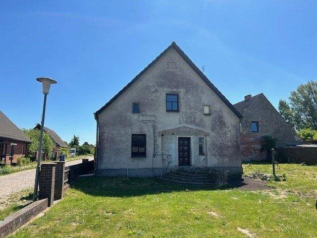 Einfamilienhaus Hohenmocker Peeselin - 5 Zimmer, 110 m&sup2;, 160.000&euro; | Angebot:25708807