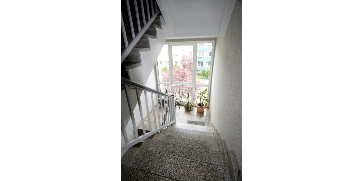 Etagenwohnung Neubrandenburg - 3 Zimmer, 53 m&sup2;, 379&euro; | Angebot:25791132