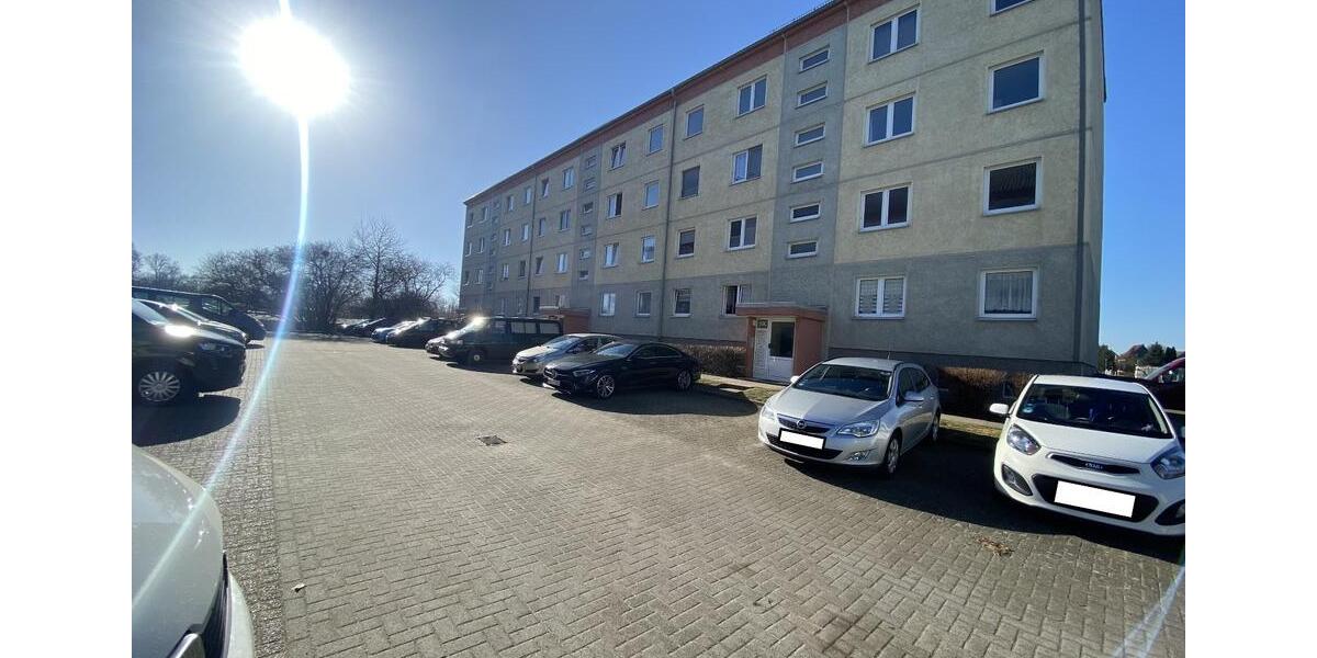 Etagenwohnung Burg Stargard - 6 Zimmer, 145 m&sup2;, 653&euro; | Angebot:24585497