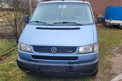 VW T4 Caravelle 715.660 km 3.000 &euro; Stavenhagen 17153
