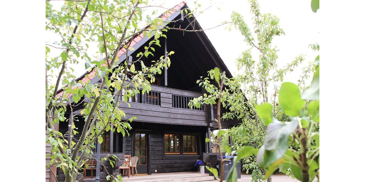 Provisionsfrei* Blockbohlenhaus mit Solaranlage & großem Grundstück - Wohnen im Naturparadies von Rühlow (Sponholz) - Einfamilienhaus Rühlow Rühlow | Angebot:26256230