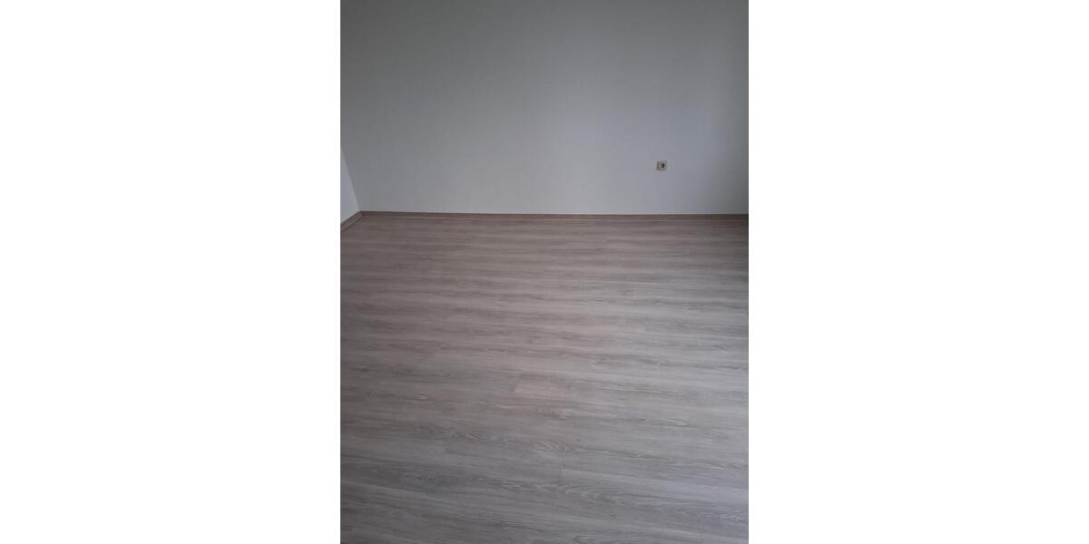 Etagenwohnung Neubrandenburg - 3 Zimmer, 66 m&sup2;, 460&euro; | Angebot:24711631