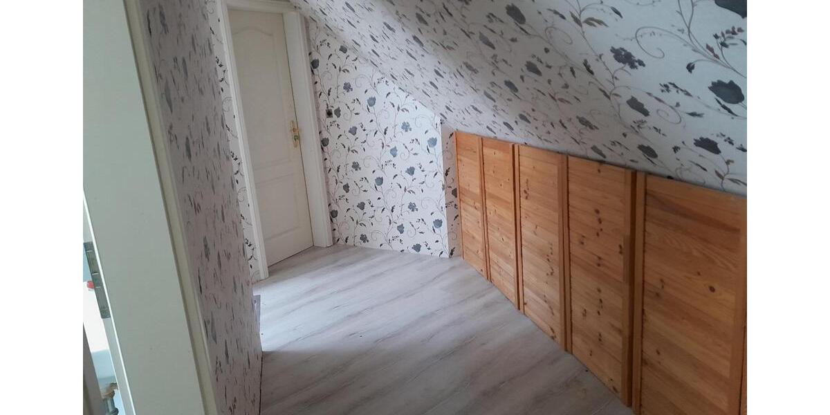 Maisonettenwohnung Altentreptow - 4 Zimmer, 110 m&sup2;, 760&euro; | Angebot:24529183