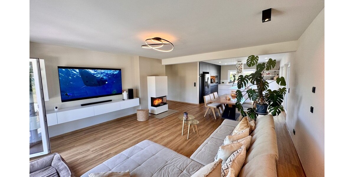 HORN IMMOBILIEN ++ Winkelbungalow 5 km bis Neubrandenburg, Baujahr 2022, Doppelgarage + Carport - Einfamilienhaus Sponholz | Angebot:23673755