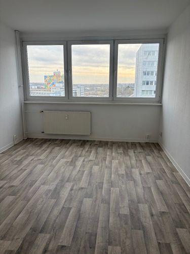Etagenwohnung Neubrandenburg - 1 Zimmer, 24 m&sup2;, 280&euro; | Angebot:26130682