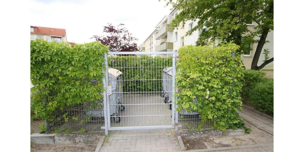 Etagenwohnung Neubrandenburg - 3 Zimmer, 53 m&sup2;, 379&euro; | Angebot:25791132