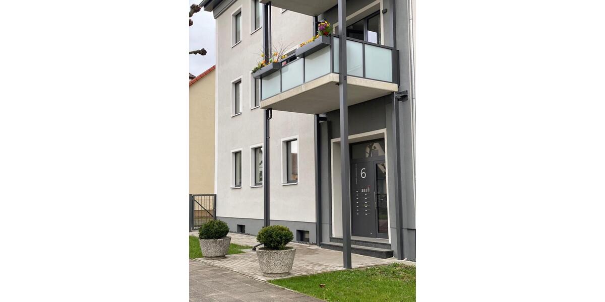 Etagenwohnung Neustrelitz - 2 Zimmer, 78 m&sup2;, 672&euro; | Angebot:23860214