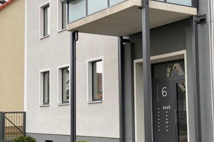 Wohnung Neustrelitz - 2 Zimmer, 78 m&sup2;, 672&euro; | Angebot:23860214